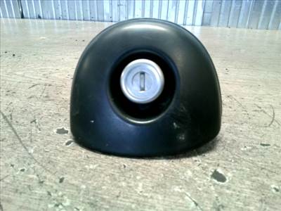 SUZUKI WagonR+ Csomagtér ajtó zárszerkezet