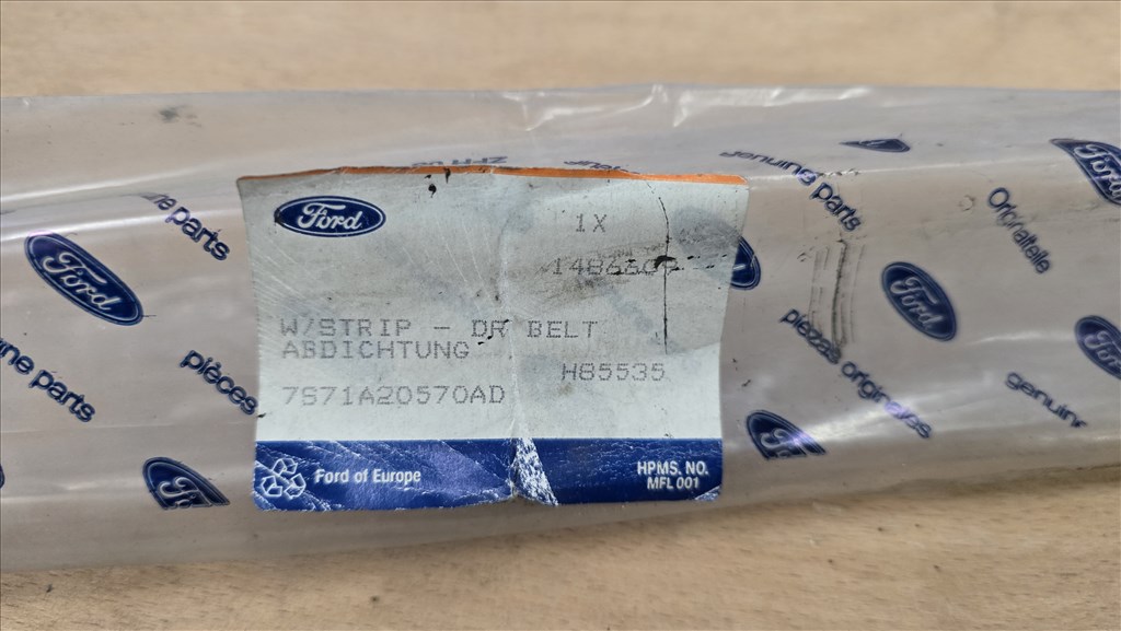 Ford Mondeo Mk4 bal első vízlehúzó díszléc ÚJ 7s71a20570ad 3. kép