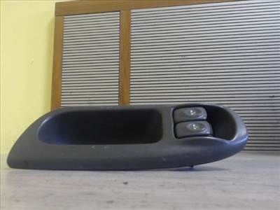RENAULT MEGANE SCENIC 99-03 Bal első ablakemelő kapcsoló