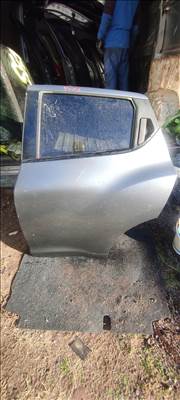 Nissan Juke I Bal hátsó ajtó 