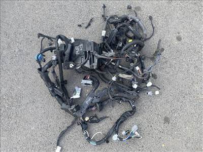 Toyota Auris (E180) kábelköteg