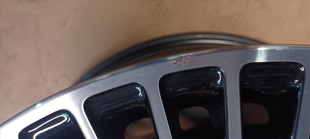 Mercedes W243 EQA Eqb AMG alufelnik 5x112 8,5x20 ET50,5 4db 9. kép