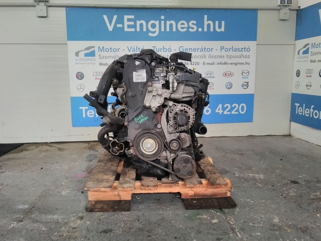 Ford UFDA bontott motor  3. kép