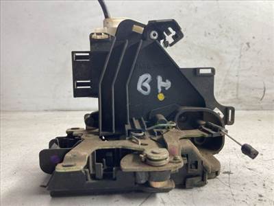 VW GOLF IV Bal hátsó Ajtózár