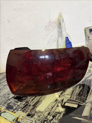 Audi A3 8P jobb hátsó lámpa 8P4 945 096 G