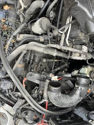 Volkswagen Touran I facelift KXD manuális váltó 