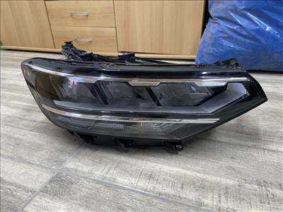 Volkswagen Passat B8 VW Passat B8 jobb első LED lámpa, fényszóró  3g1941036p
