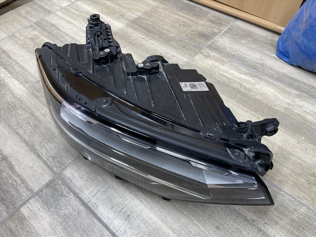 Volkswagen Passat B8 VW Passat B8 jobb első LED lámpa, fényszóró  3g1941036p 2. kép