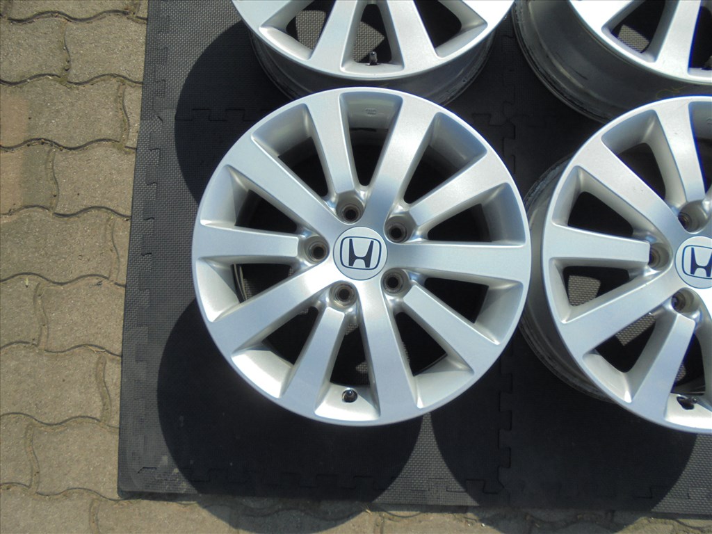 16-os Honda gyári alufelni újszerű állapotban eladó 3. kép