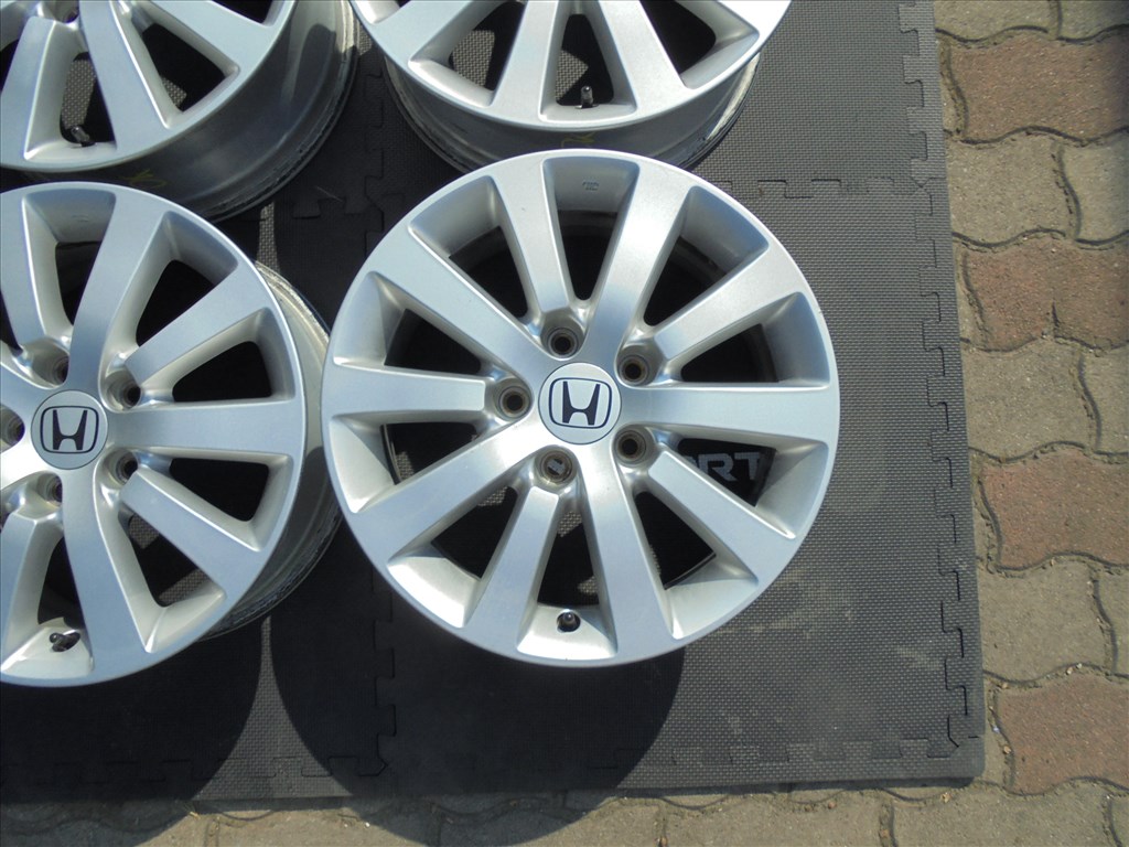 16-os Honda gyári alufelni újszerű állapotban eladó 5. kép