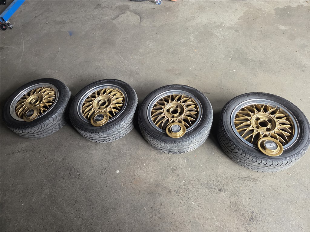  4x100 lyukosztású 15" használt BBS alufelni, rajta 195/50 használt nyári gumi gumi  1. kép