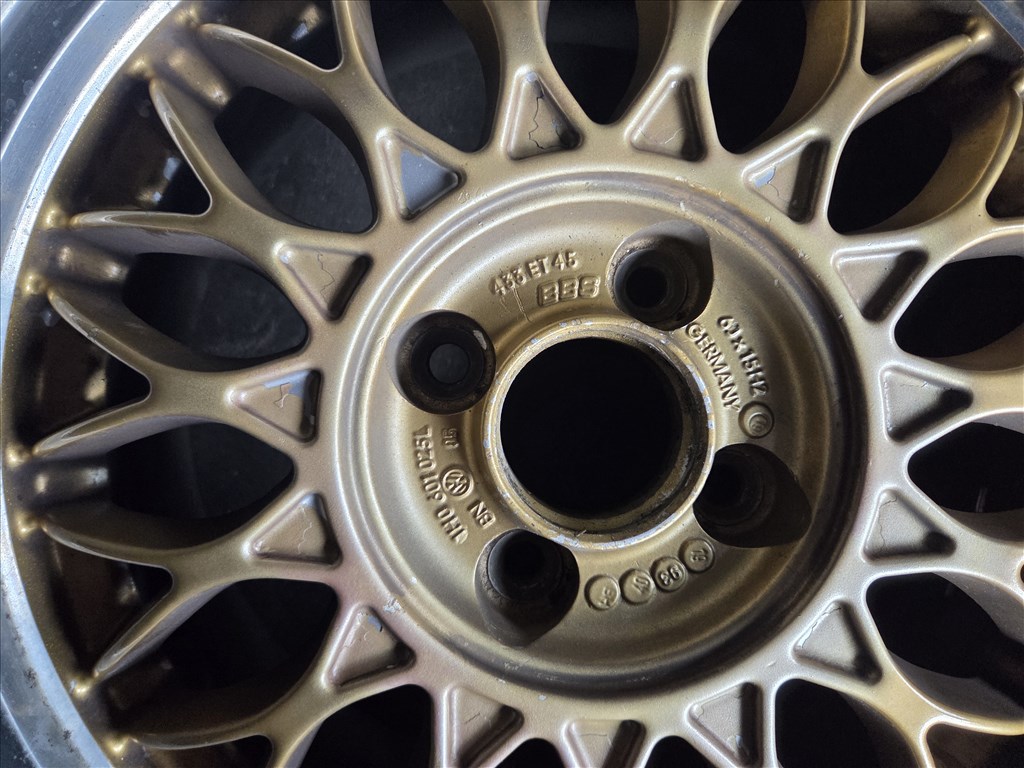  4x100 lyukosztású 15" használt BBS alufelni, rajta 195/50 használt nyári gumi gumi  5. kép