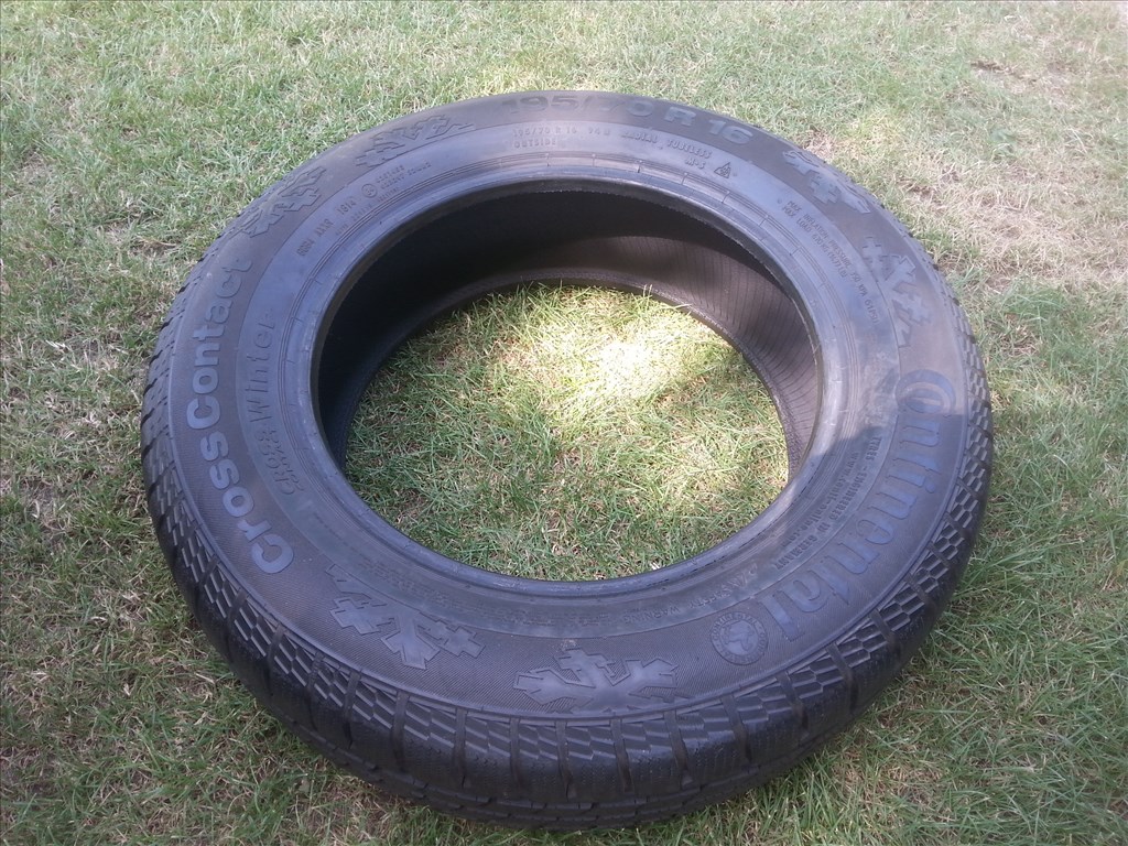  195/70R16 Continental Cross Contact winter 1 db új téli gumi  2. kép