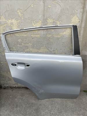 Kia Sportage (QL) KIA Sportage jobb hátsó ajtó