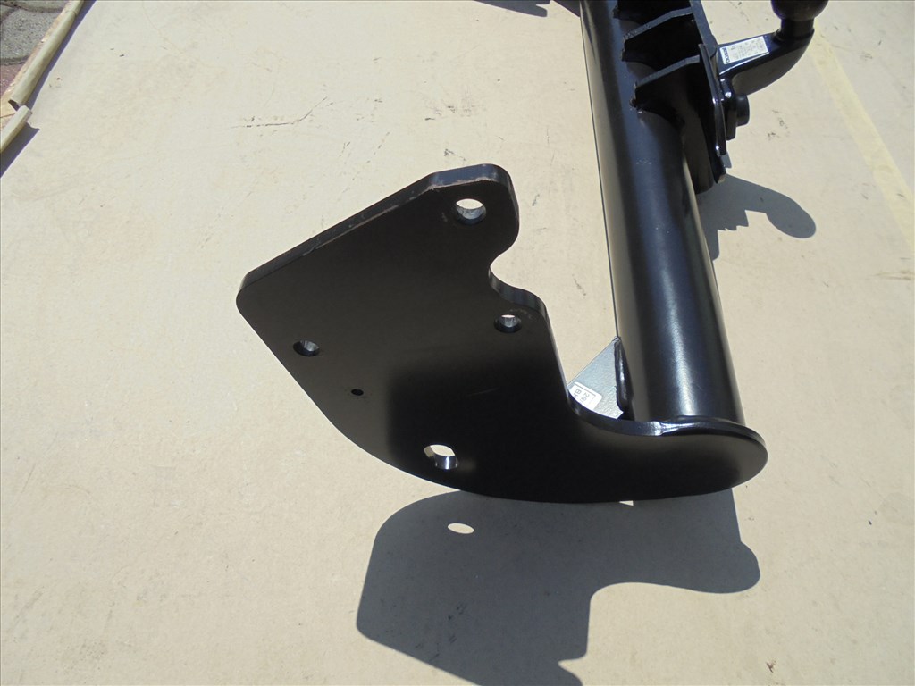 Ford Transit Mk8 platós vonóhorog eladó  8. kép