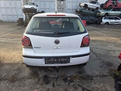 Volkswagen CrossPolo IV 1.2 12V HÁTSÓ lámpa 