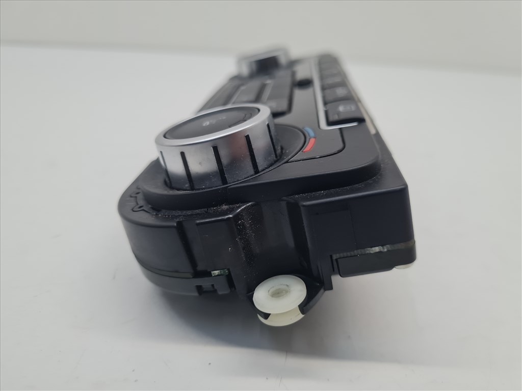 Volkswagen Golf VI fűtéskapcsoló (27227) 5k0907044bt 3. kép