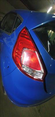 Ford Fiesta mk6 facelift bal hátsó lámpa 