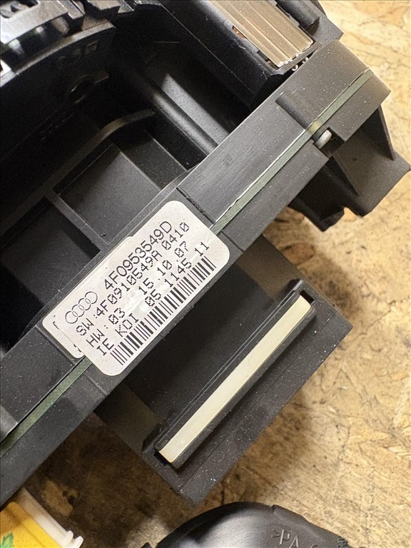 Audi A6 (C6 - 4F) kormánykapcsoló, tempomat  4f0953549d 2. kép