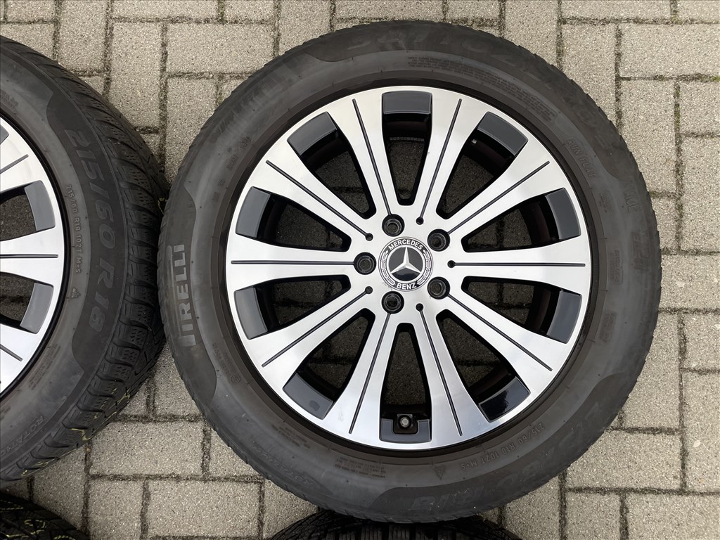 MERCEDES-BENZ EQA EQB GLA GLB 18” téli gyári alufelni szett ELADó! 4. kép