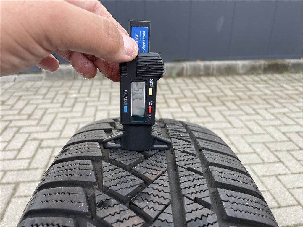 MERCEDES-BENZ EQA EQB GLA GLB 18” téli gyári alufelni szett ELADó! 7. kép