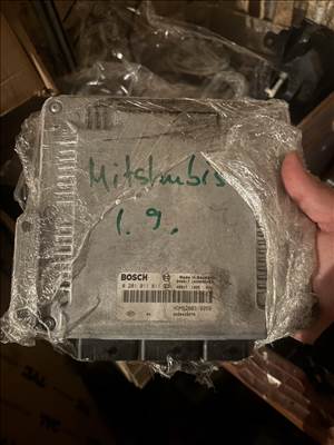 Mitsubishi Space Star I Mitshubishi ECU 0 281 011 611 8200429270