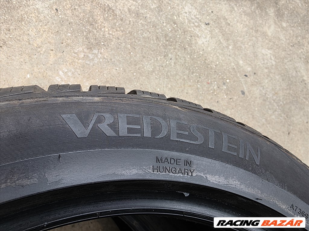 225/45R18 Vredestein 4évszakos 2db szinte újszerű állapotban eladó! 4. kép