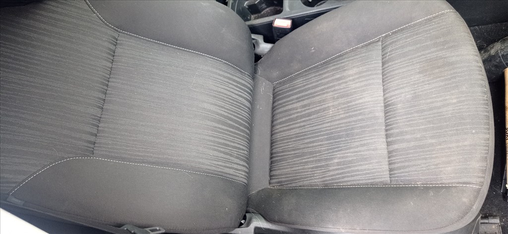 Opel Astra J 2.0 CDTI J astra jobb első ülés 1. kép