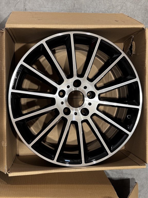 R20 Original mercedes 8.5J ET32 - A463 401 1700 / A4634011700 1db alufelni felni 1. kép