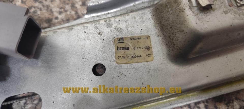 Opel Astra J bal hátsó ablakemelő szerkezet motorral 2. kép