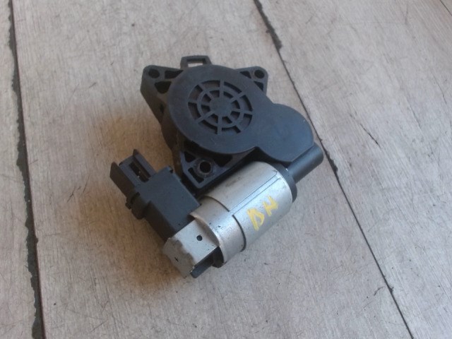 MAZDA 6 05-08 Bal hátsó ablakemelő motor 1. kép