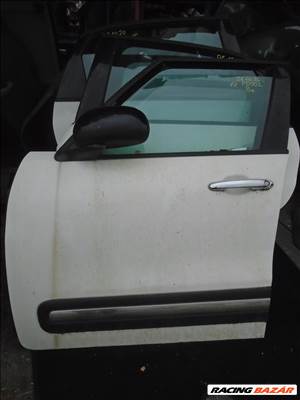 Fiat 500L első ajtó bal