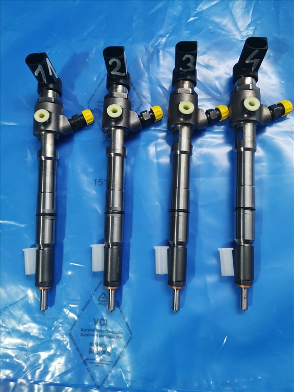 Volkswagen Polo 1.6tdi felújított javitott porlasztó szett CAY 03l130277b 1. kép