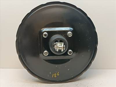 HYUNDAI i40 Fékrásegítő