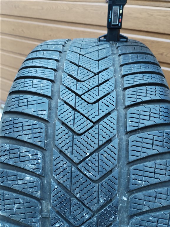  275/4020" újszerű Pirelli téli gumi 2 db 2022.40.hét 4. kép
