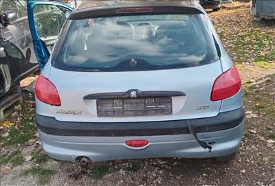 Peugeot 206 bontott alkatrészei
