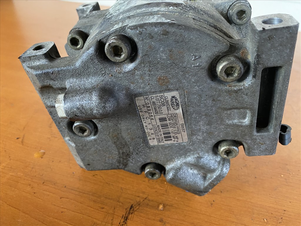 Fiat Punto I 1,2 16V (176) klímakompresszor  4. kép