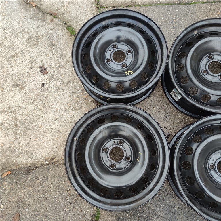 4x100 15 Gyári Renault,Dacia lemezfelni 30000ft a 4db/19/ 1. kép