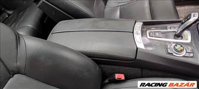BMW 5-ös sorozat F07 Bmw f07 gt fekete bőr könyöklő középbox 