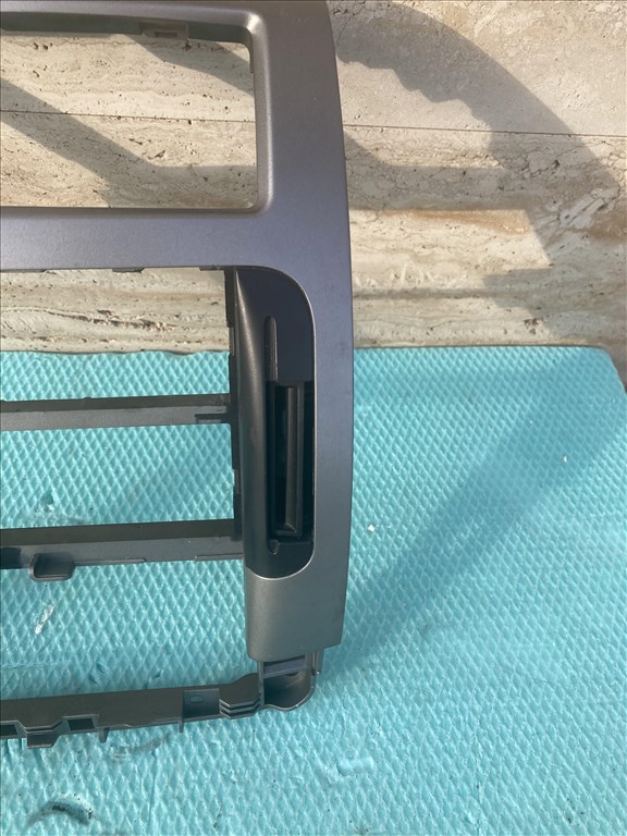 Citroën Jumpy II Citroen Jumpy Peugeot Expert rádió beépítő keret ( 3. kép