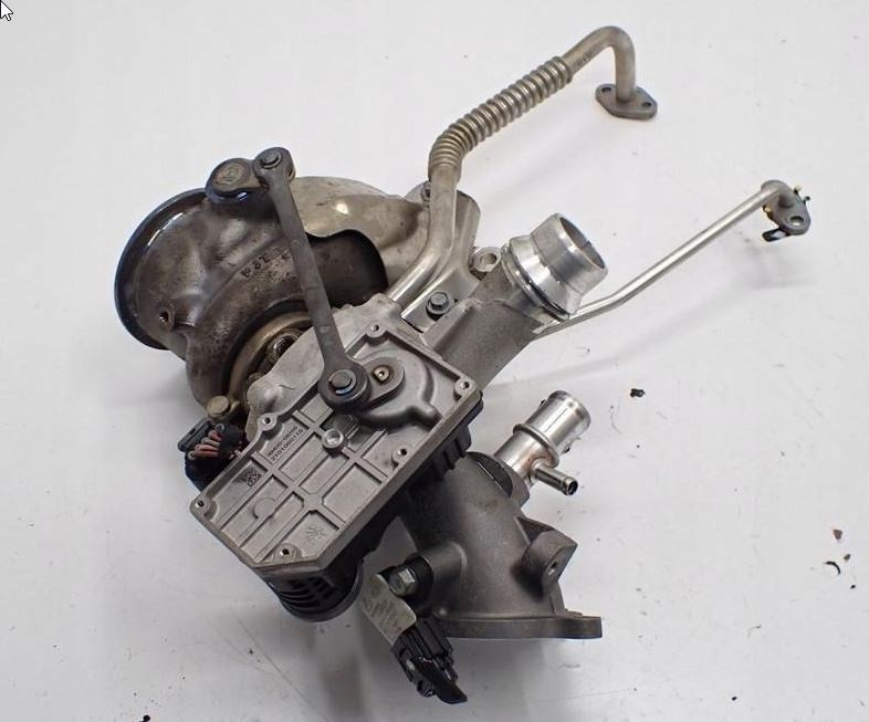 Hyundai i30 III (PD), Kia Cee&#039;d III (CD), Kia Procee&#039;d (CD) 1.5 T-GDI HYBRID G4LK turbó 2823108400 28231-08400 3. kép