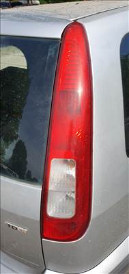 Ford Fusion facelift jobb hátsó lámpa 