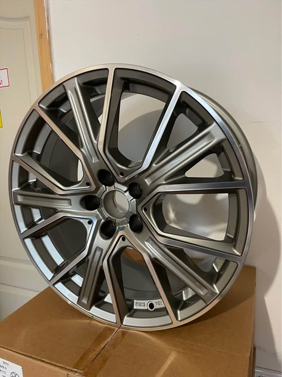  Audi Rs6 style 19” alufelni 2. kép