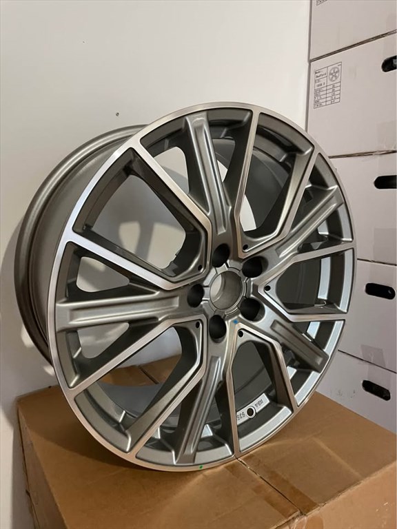  Audi Rs6 style 19” alufelni 3. kép