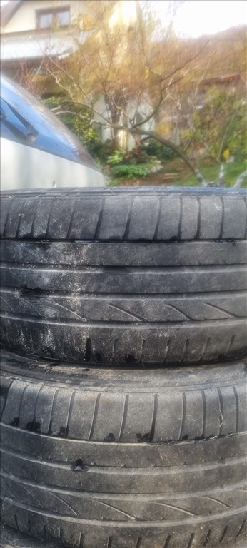  17" használt alufelni, rajta 205/55 kopott Bridgestone nyári gumi  2. kép
