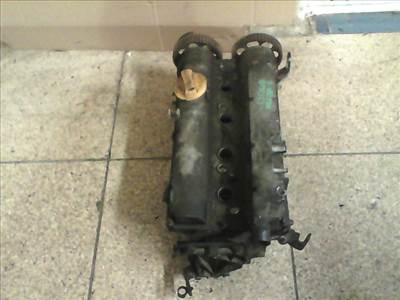 OPEL VECTRA B 96-99 Hengerfej. benzines