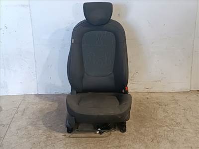 HYUNDAI i20 Jobb első Ülés