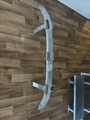 BMW Z4 G29 első lökhárító merevítő. Gyári Új!!! 7436846