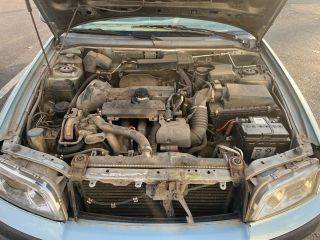 VOLVO S40 I (VS) Homlokfal (Üres lemez)