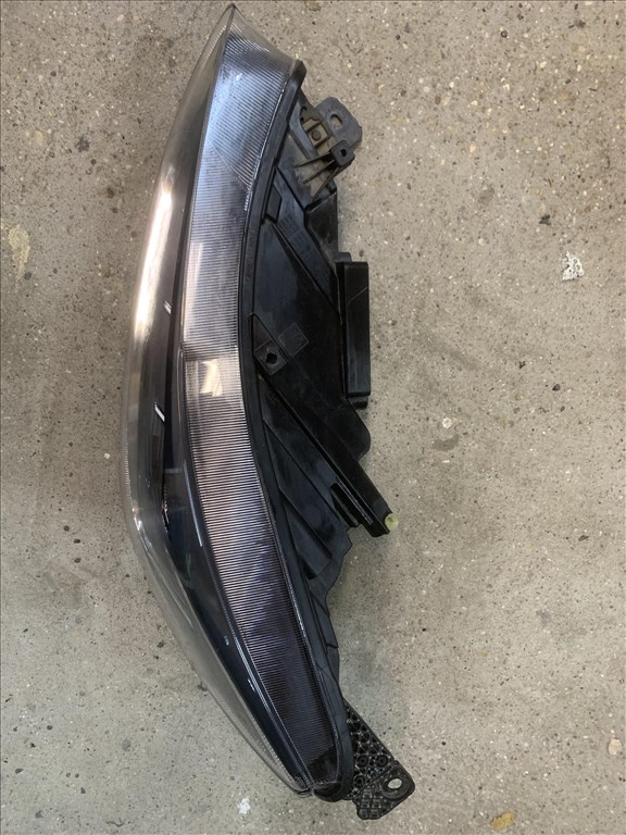 Ford focus mk4 Fényszóró Balos Facelift  ledes  2. kép